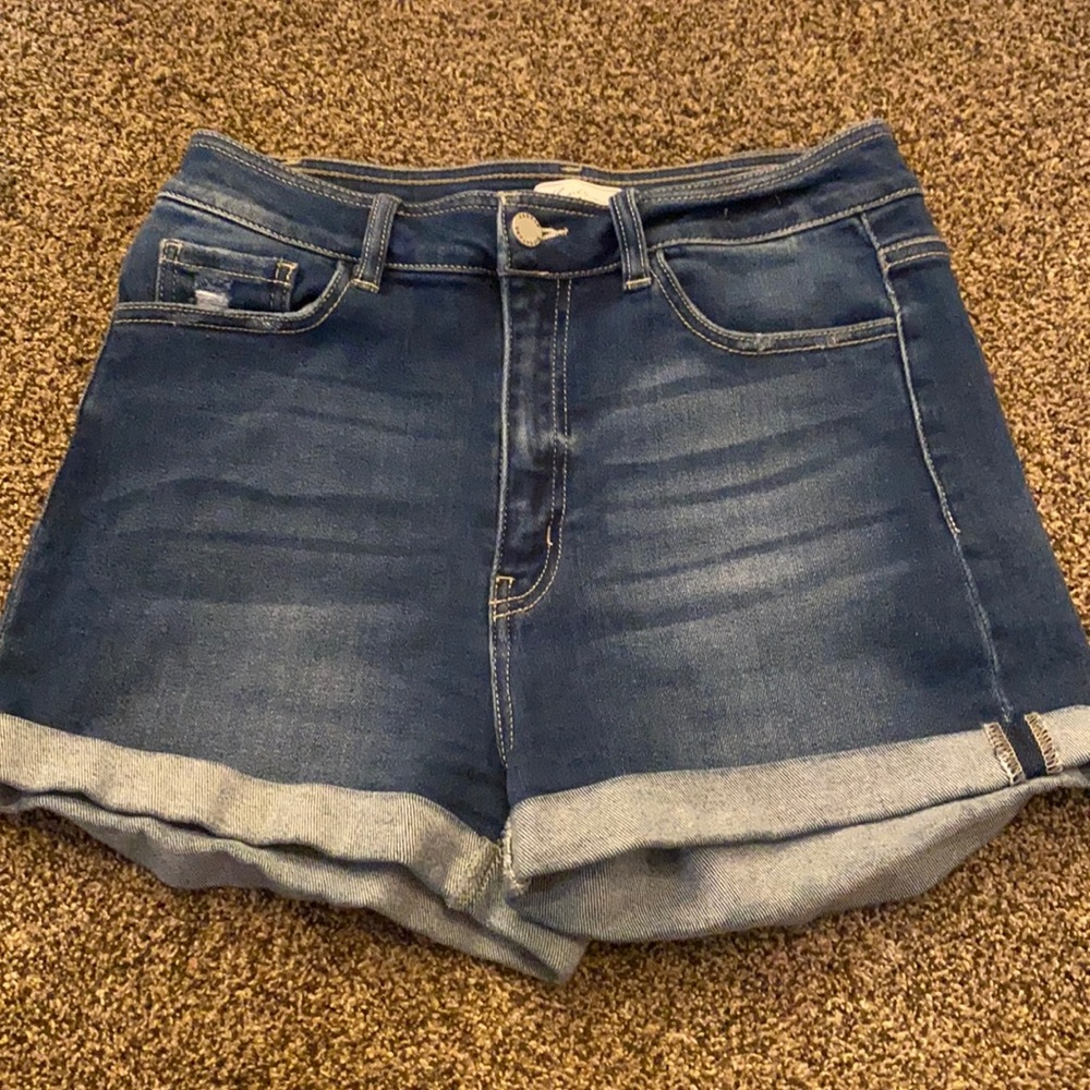 New WOT kancan shirts- size 28